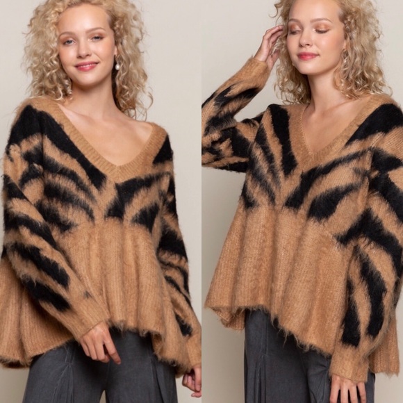 🔴 POL Camel Black Zebra Mohair Peplum Sweater Top - Picture 3 of 9